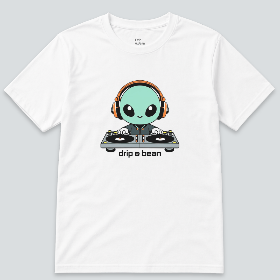 Alien DJ Graphic T-Shirt
